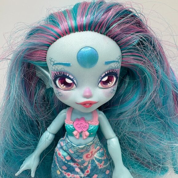 Magic Mixies Pixlings Marena The Mermaid Pixling Blue Doll (SKU: 335TO) - Picture 2 of 9